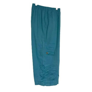 Norm Thompson M teal cotton with stretch pul‎ on capris